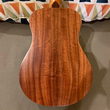 Load image into Gallery viewer, Kamaka HB-3 Tenor Bell-Shape Ukulele #241214