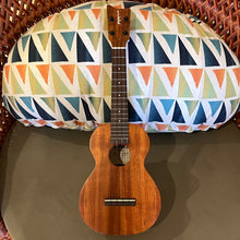 Load image into Gallery viewer, Kamaka HF-2 Concert Ukulele #250206