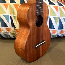 Load image into Gallery viewer, Kamaka HF-2 Concert Ukulele #250206