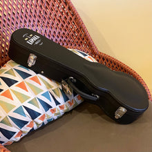 Load image into Gallery viewer, Kamaka HF-2 Concert Ukulele #250206