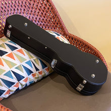 Load image into Gallery viewer, Kamaka HF-2 Concert Ukulele #250206
