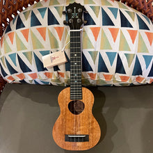 Load image into Gallery viewer, KoAloha KSM-02 Soprano Long Neck Ukulele #2504251