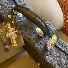 Load image into Gallery viewer, Kamaka HF-38 8-String Tenor Ukulele #231256