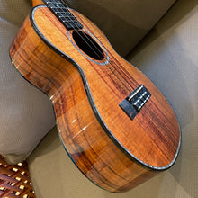 Load image into Gallery viewer, Kamaka HF-3D2I ABV Tenor Ukulele Deluxe2 Slotted Head with L.R.Baggs FIVE.O Pickup #230233
