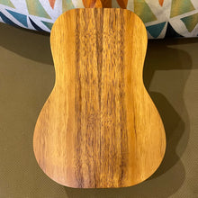 Load image into Gallery viewer, Kanile'a K-1 C Nat Concert Ukulele #0825-29382