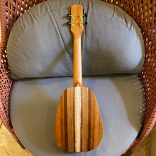 Load image into Gallery viewer, Kanileʻa P-1 T Tenor Pineapple Ukulele #27523