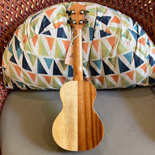 Load image into Gallery viewer, KoAloha KCNP-00 Concert Ukulele Naupaka #2509155