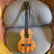 Load image into Gallery viewer, Kamaka HF-3D2I ABV Tenor Ukulele Deluxe2 Slotted Head with L.R.Baggs FIVE.O Pickup #221443