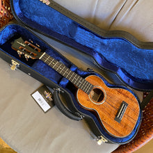 Load image into Gallery viewer, Kamaka HF-2D2I Concert Ukulele Deluxe2 Slotted Head #230532
