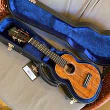 Load image into Gallery viewer, Kamaka HF-2D2I Concert Ukulele Deluxe2 Slotted Head #230532