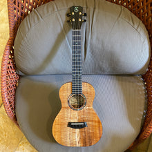 Load image into Gallery viewer, Kanileʻa KPA T Premium Tenor Ukulele #27603