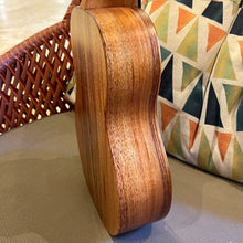 Load image into Gallery viewer, KoAloha KTM-10 Tenor Ukulele #2509159