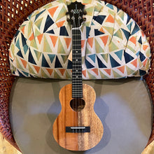 Load image into Gallery viewer, KoAloha KTNP-00 Tenor Ukulele Naupaka #2509161