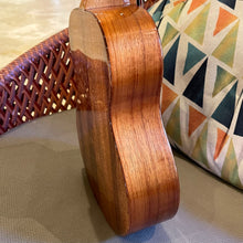 Load image into Gallery viewer, KoAloha KTM-00 Tenor Ukulele #2507193