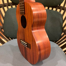 Load image into Gallery viewer, Kamaka HF-3 Tenor Ukulele #250245