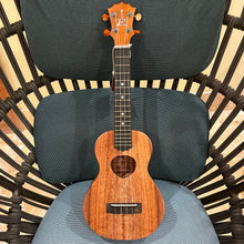Load image into Gallery viewer, KoAloha KCM-10 Concert Ukulele #2510153