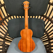 Load image into Gallery viewer, KoAloha KCM-00 Concert Ukulele #2509162