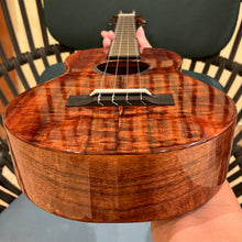 Load image into Gallery viewer, KoAloha KTM-00+ SPECIAL ISSUE Tenor Ukulele #2510301