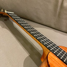 Load image into Gallery viewer, Kanileʻa HNS-PT Tenor Pineapple with Abalone Honu #0124-27944