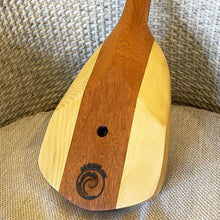 Load image into Gallery viewer, Asonu Tahitian Ukulele 4 String Whale