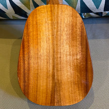 Load image into Gallery viewer, KoAloha KSM-03 Soprano Pineapple Longneck Ukulele #2511112
