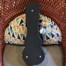 Load image into Gallery viewer, Kamaka HF-2I Concert Slotted Head Ukulele #241199
