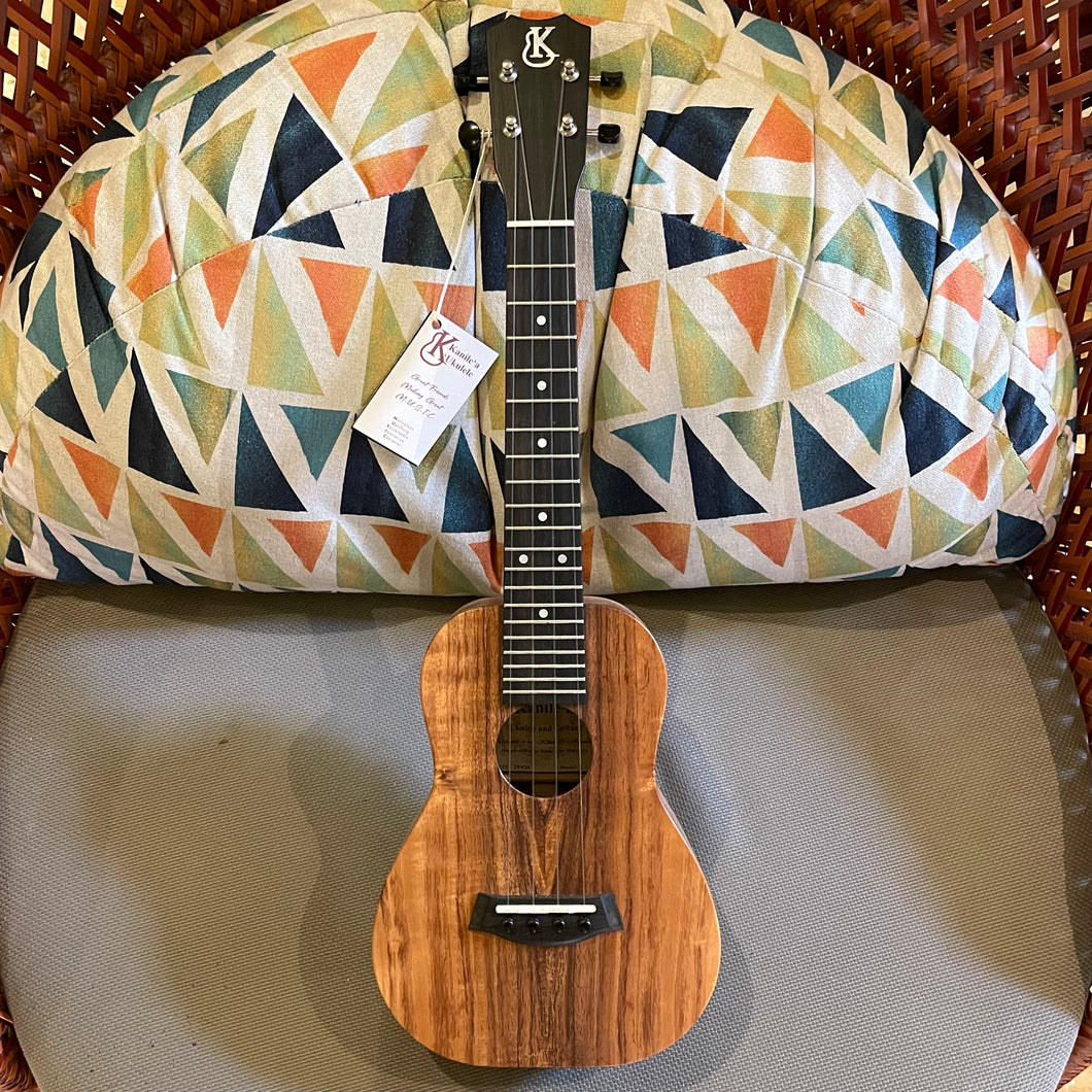 Kanile'a K-1 C Nat Concert Ukulele #1025-29454