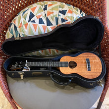Load image into Gallery viewer, KoAloha KTM-00 Tenor Ukulele #2511253
