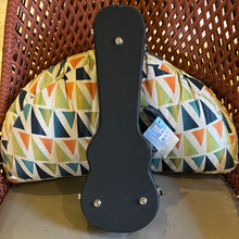 Load image into Gallery viewer, Kamaka HF-1L Soprano Long Neck Ukulele #260102
