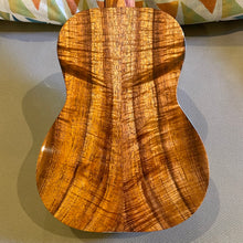Load image into Gallery viewer, Kanileʻa DK T Pro Tenor Ukulele #1225-29578
