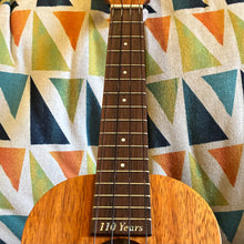 Load image into Gallery viewer, Kamaka HF-2 Concert Ukulele #260120

