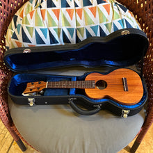 Load image into Gallery viewer, Kamaka HF-2 Concert Ukulele #260120
