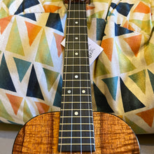 Load image into Gallery viewer, Kanileʻa DK T Pro Tenor Ukulele #1225-29578
