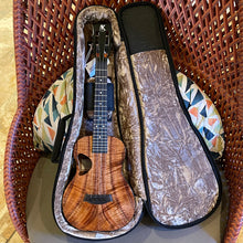Load image into Gallery viewer, Kanileʻa DK T Pro Tenor Ukulele #1225-29578
