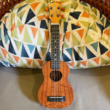 Load image into Gallery viewer, KoAloha KSM-10 Soprano Ukulele #2512151
