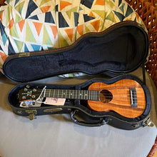 Load image into Gallery viewer, KoAloha KSM-00 Soprano Ukulele #2512212
