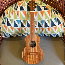 Load image into Gallery viewer, Ana'ole AC CURLY KOA Concert Ukulele #28210426
