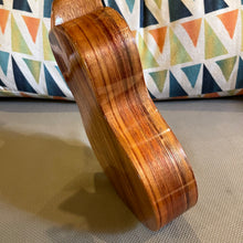 Load image into Gallery viewer, KoAloha KCM-00 Concert Ukulele #2512173
