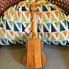 Load image into Gallery viewer, KoAloha KSM-10 Soprano Ukulele #2605056
