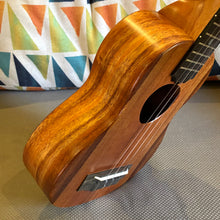 Load image into Gallery viewer, KoAloha KSM-10 Soprano Ukulele #2605056
