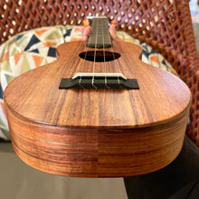 Load image into Gallery viewer, KoAloha KCM-10 Concert Ukulele #2512155
