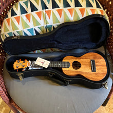 Load image into Gallery viewer, KoAloha KCM-10 Concert Ukulele #2605123
