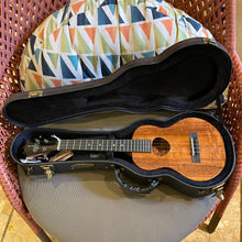 Load image into Gallery viewer, KoAloha KTM-00 Tenor Ukulele #2512082
