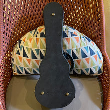 Load image into Gallery viewer, KoAloha KTM-00 Tenor Ukulele #2512083
