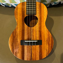 Load image into Gallery viewer, KoAloha KTM-00 Tenor Ukulele #2605124
