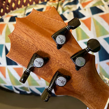 Load image into Gallery viewer, KoAloha KTM-00 Tenor Ukulele #2605124
