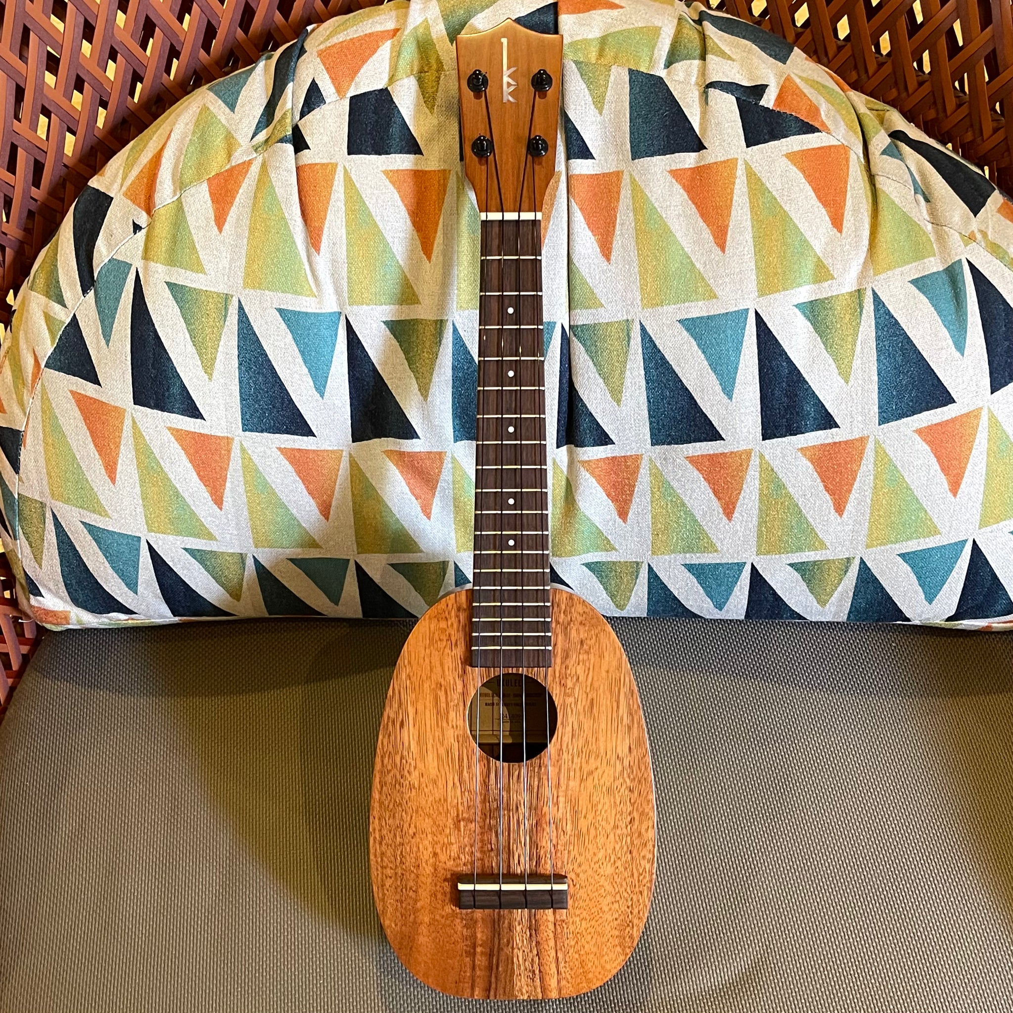 HP-1L Kamaka Soprano Long Pineapple Neck Ukulele #241409 KAMAKA