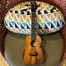 Load image into Gallery viewer, Kanile'a K-1 T Core Tenor Ukulele #0526-29952
