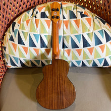 Load image into Gallery viewer, Anuenue Moon Bird UC200 Concert Spruce Top  #2501051
