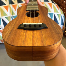 Load image into Gallery viewer, Kanileʻa K-1 S NAT Soprano Ukulele #0526-29963
